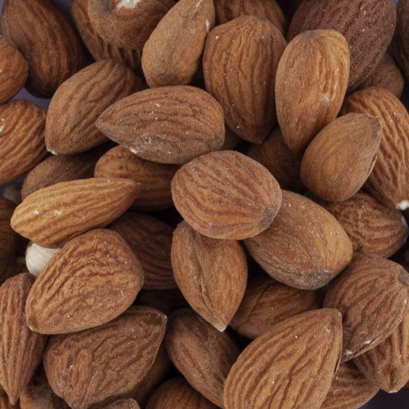 15269-amandes-crues-dÃ©cortiquÃ©es